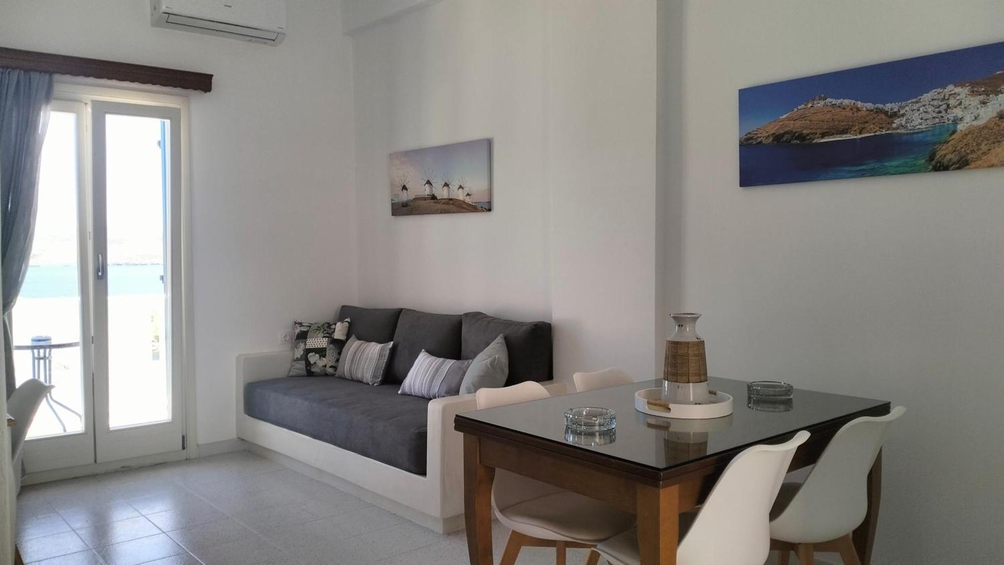 Apartmán Θέαστρον - Theastron House With Great View In Chora Pera Gyalos Exteriér fotografie