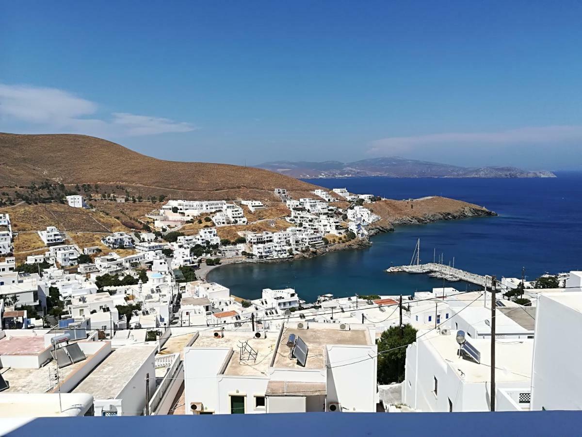 Apartmán Θέαστρον - Theastron House With Great View In Chora Pera Gyalos Exteriér fotografie